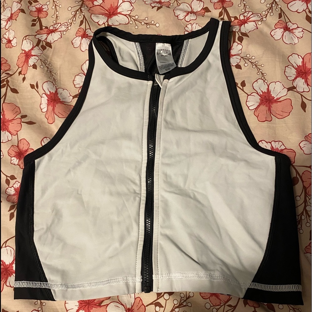 Victoria’s Secret sport top